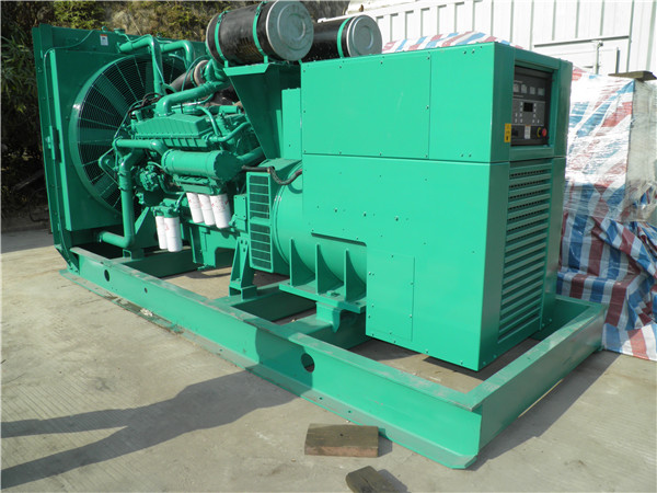 和平出租发电机-进口柴油发电机组与国产柴油发电机组的区别