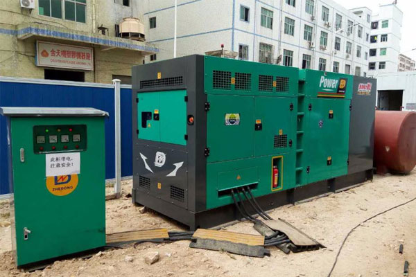 和平为什么夏季要重点检查发电机组的燃油系统密封性？