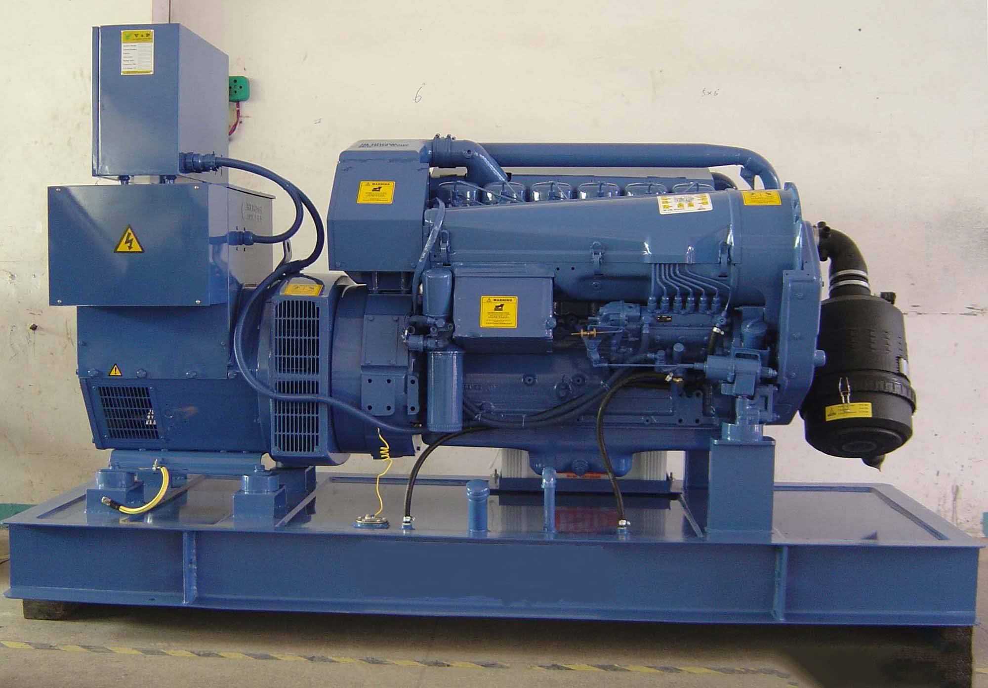 和平汽油发电机组冬季启动前，电瓶需要做哪些检查和维护？