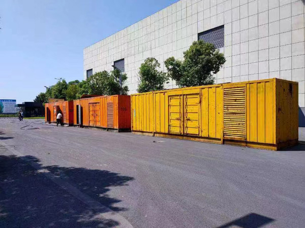 和平环境温度变化对柴油发电机组的性能有哪些具体影响？